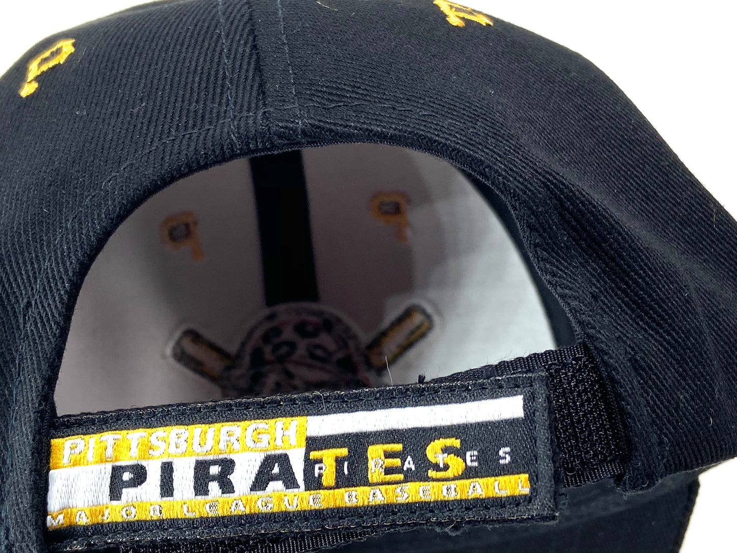 Pittsburgh Pirates Vintage MLB Youth NOS Pirate Logo Cap By Annco