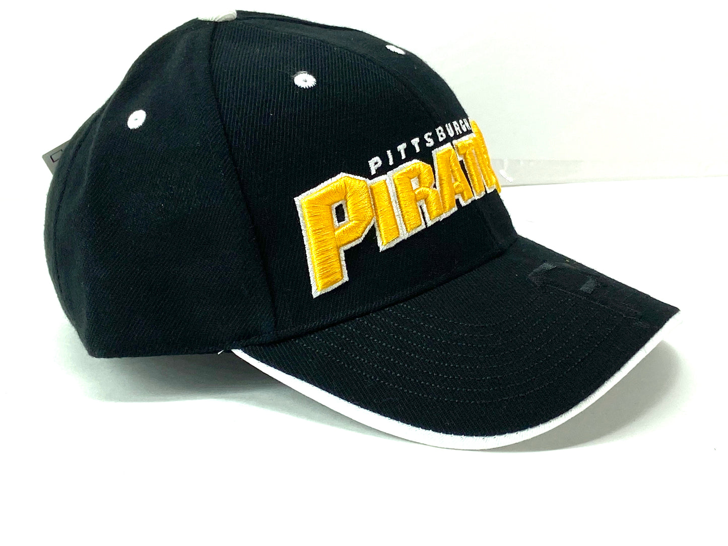 Pittsburgh Pirates Vintage MLB "Black P" 20% Wool Hat by Drew Pearson Marketing