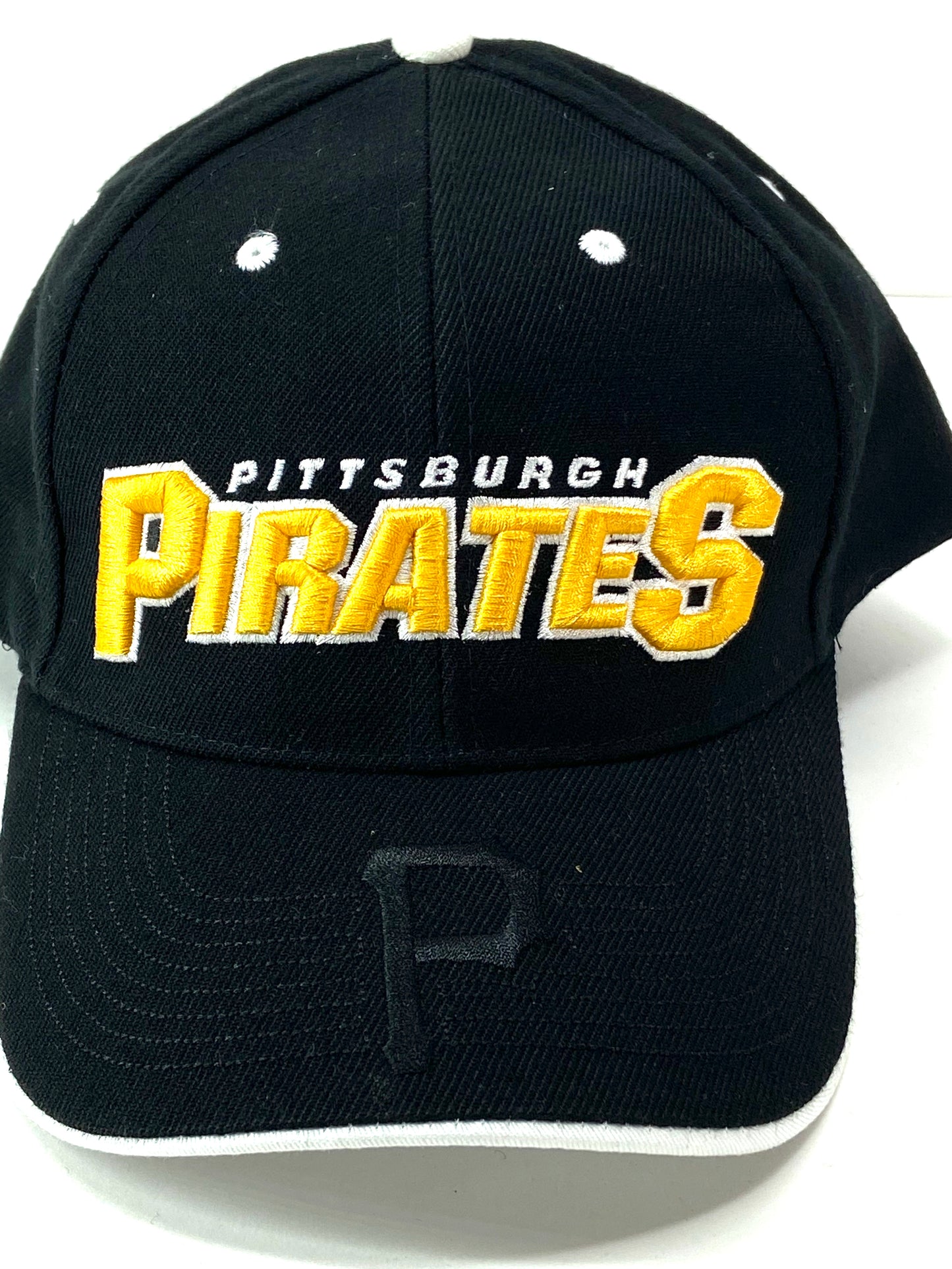 Pittsburgh Pirates Vintage MLB "Black P" 20% Wool Hat by Drew Pearson Marketing