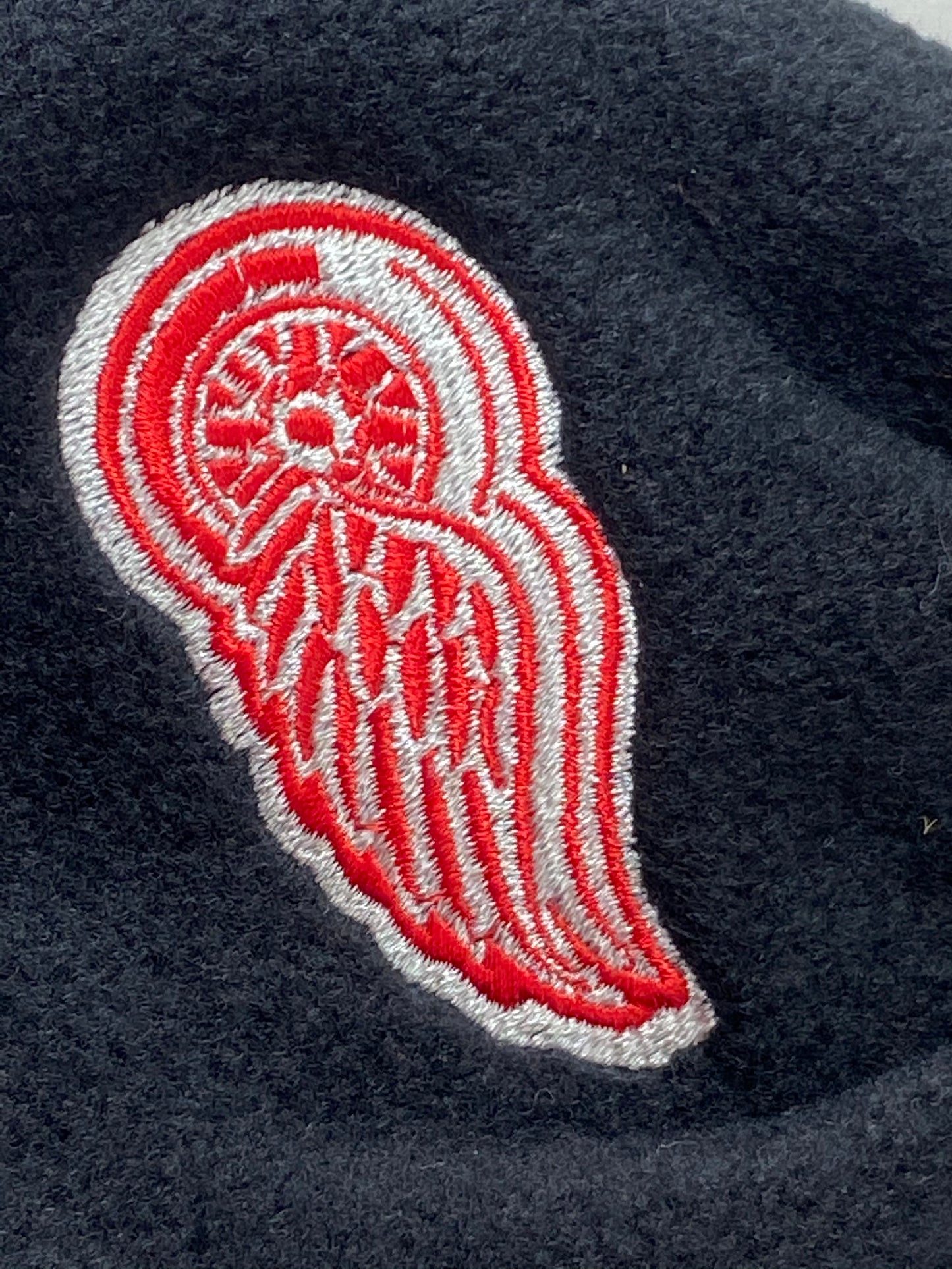 Detroit Red Wings Vintage NHL Adult Fleece Mittens by Drew Pearson Marketing