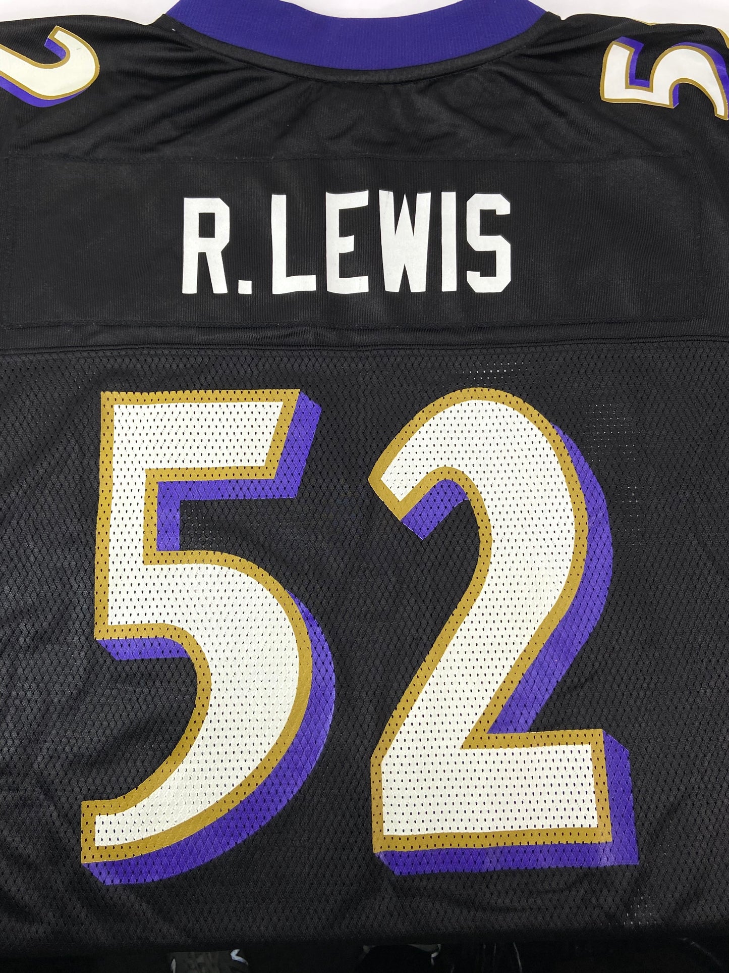 Ray Lewis NFL Baltimore Ravens #52 Size Large Print Jersey Used